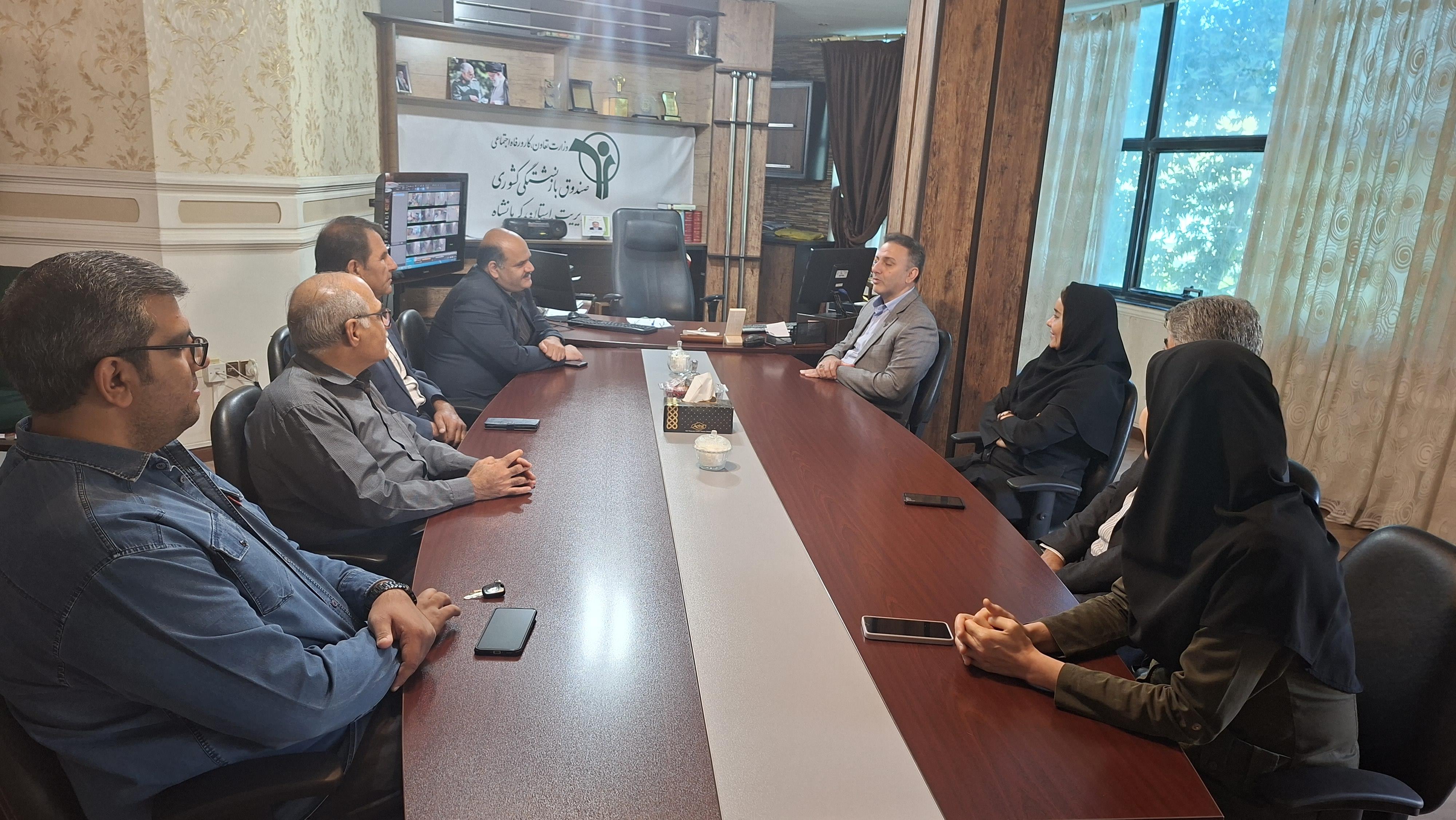 دیدار مدیرکل و برخی معاونین ورزش و جوانان استان کرمانشاه با مدیر صندوق بازنشستگی کشوری