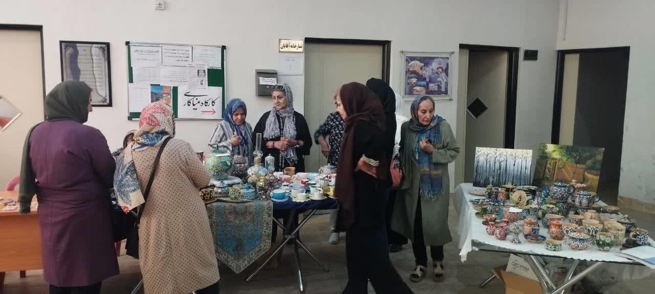 برگزاری نمایشگاه صنایع دستی در خانه امید کرمانشاه
