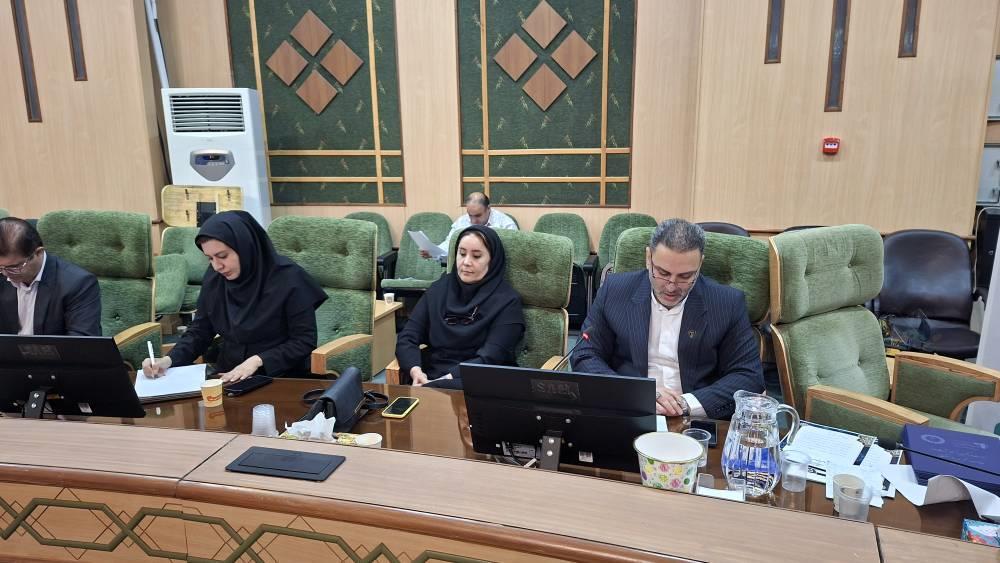 آیین تجلیل از بازنشستگان برگزیده استان 12